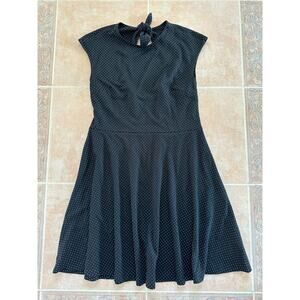 Gap Black - white Polka Dot Dress. cap‎ sleeve size 8